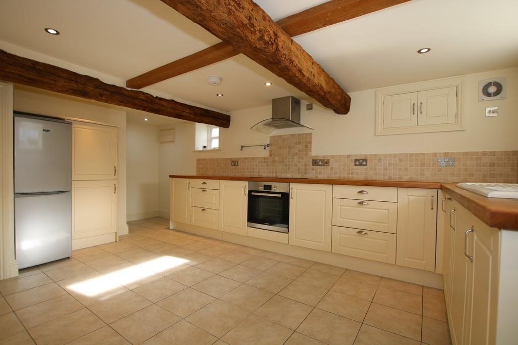 House Deynes Road in Uttlesford