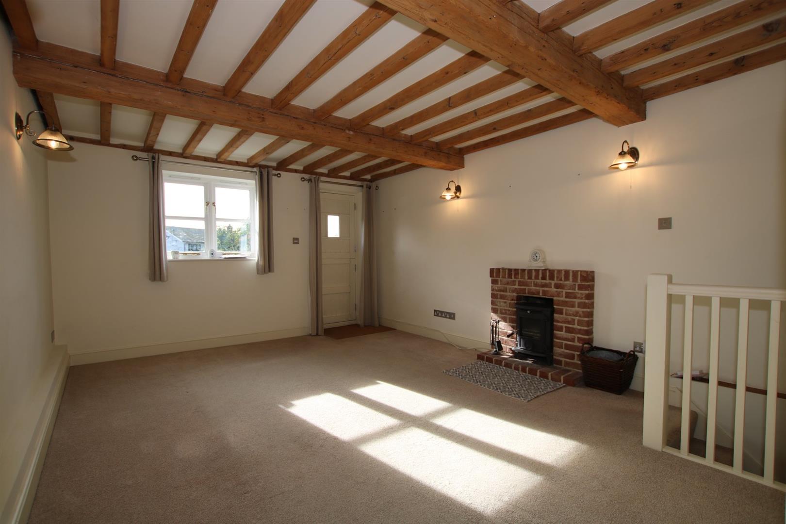 House Deynes Road in Uttlesford