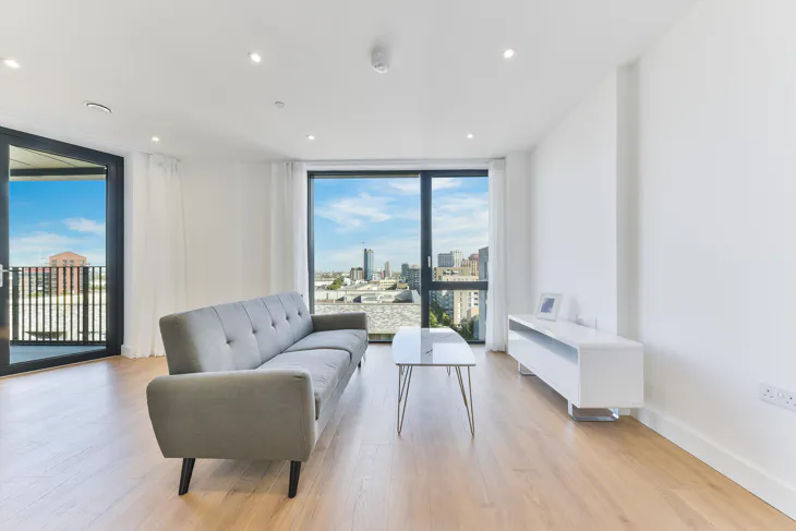 Flat Aberfeldy Square in Greater London