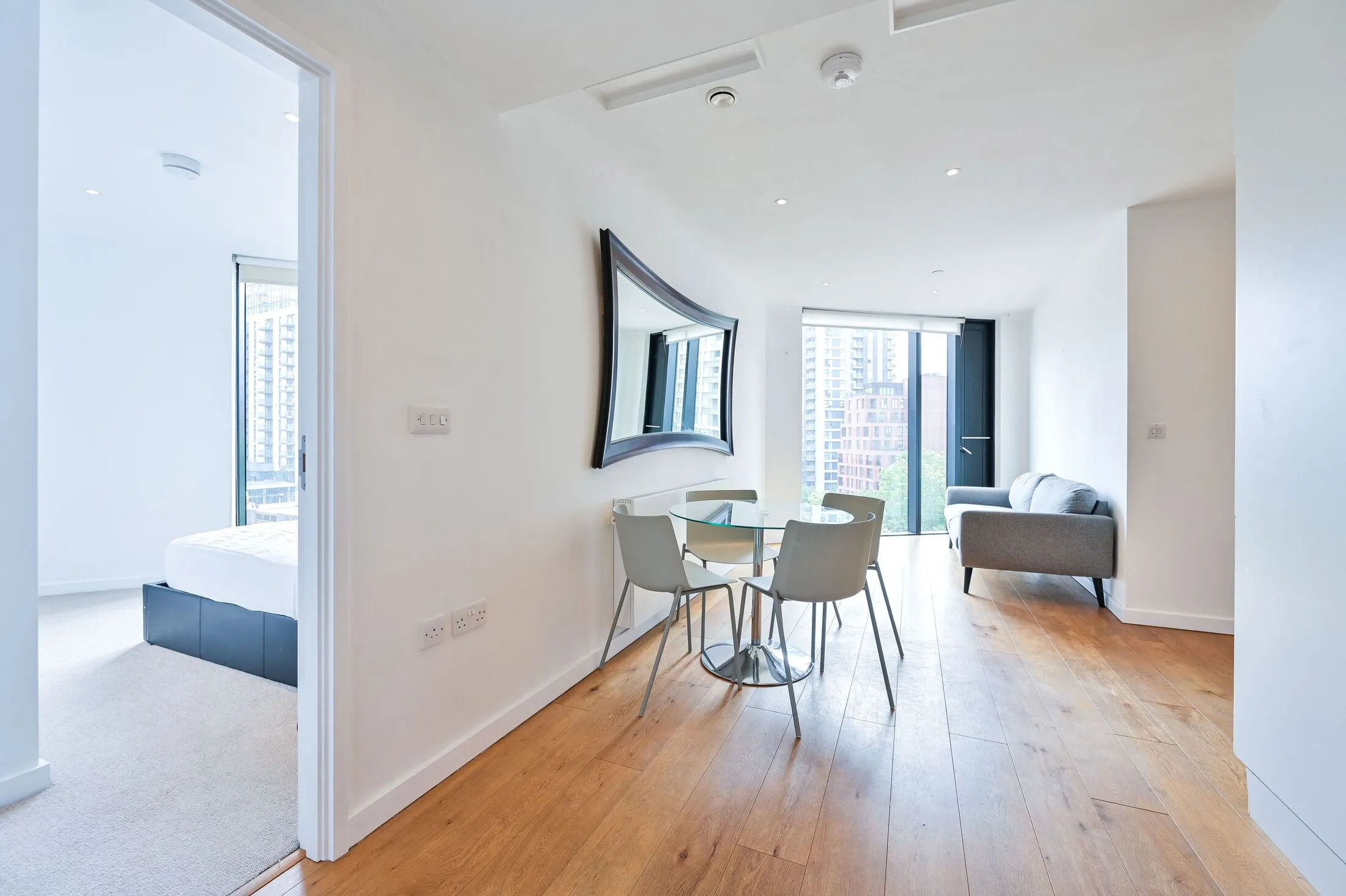 Flat Walworth Road in Greater London