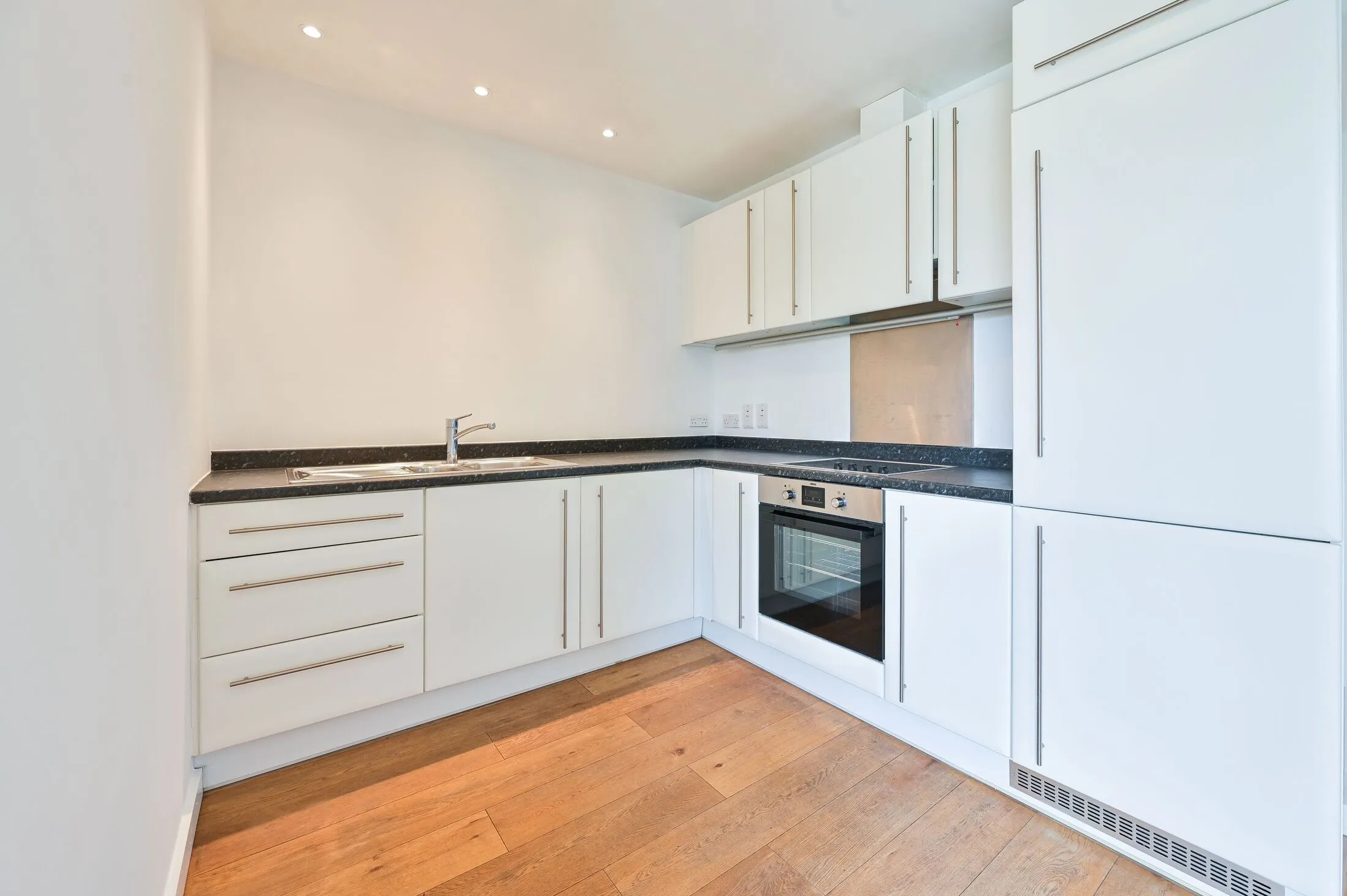 Flat Walworth Road in Greater London