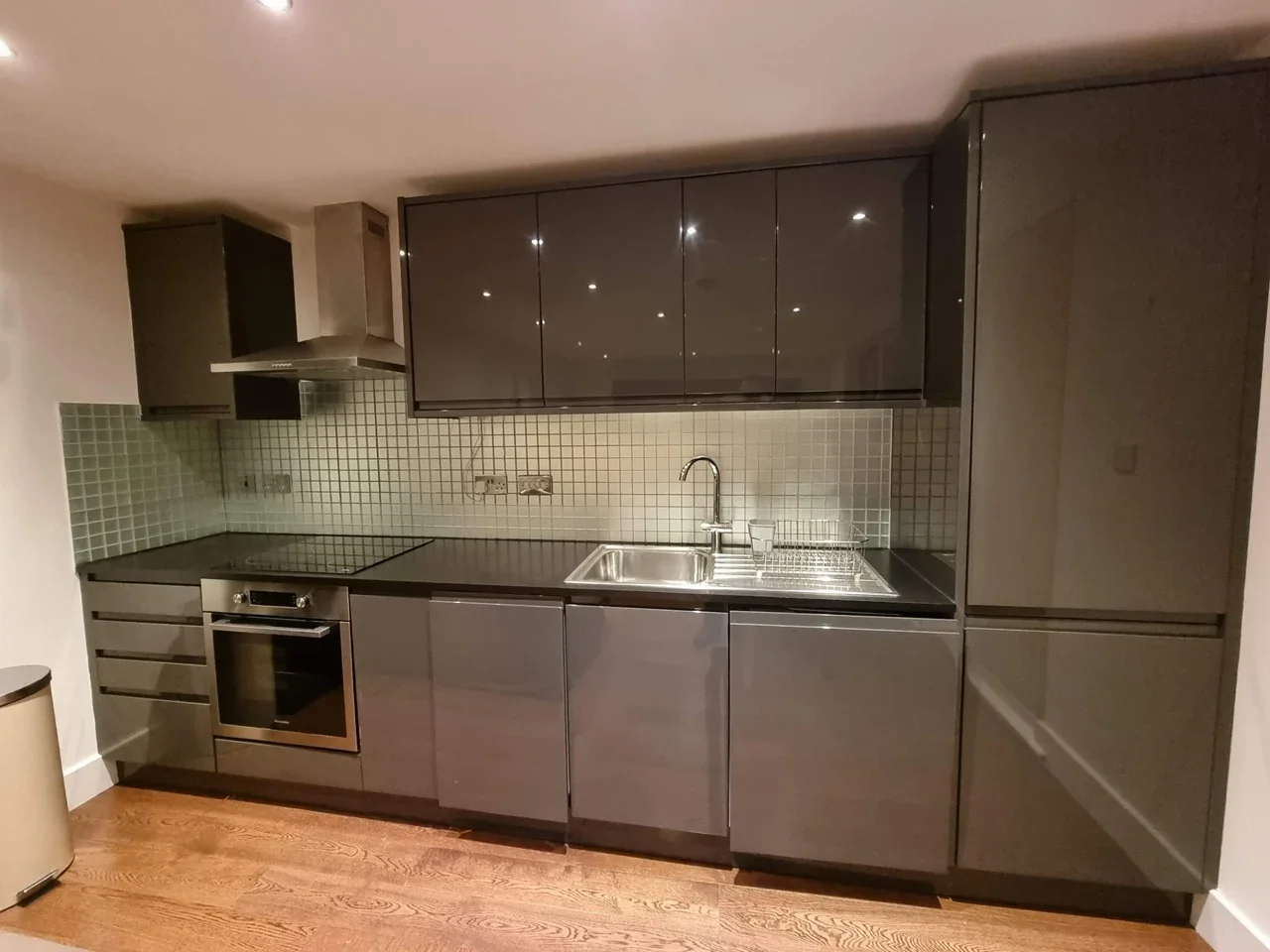 Flat Upper Street in Greater London