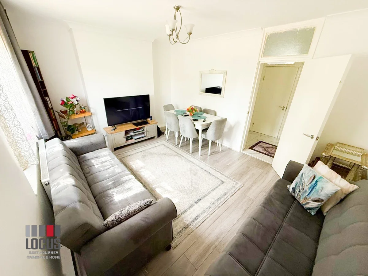 Flat King Henry's Walk in Greater London