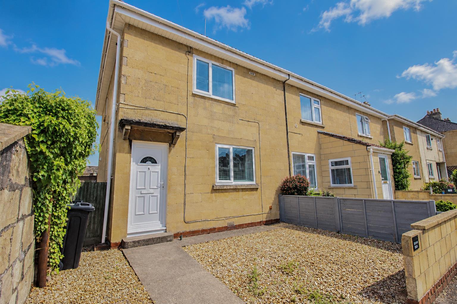 House Shophouse Road in Bath