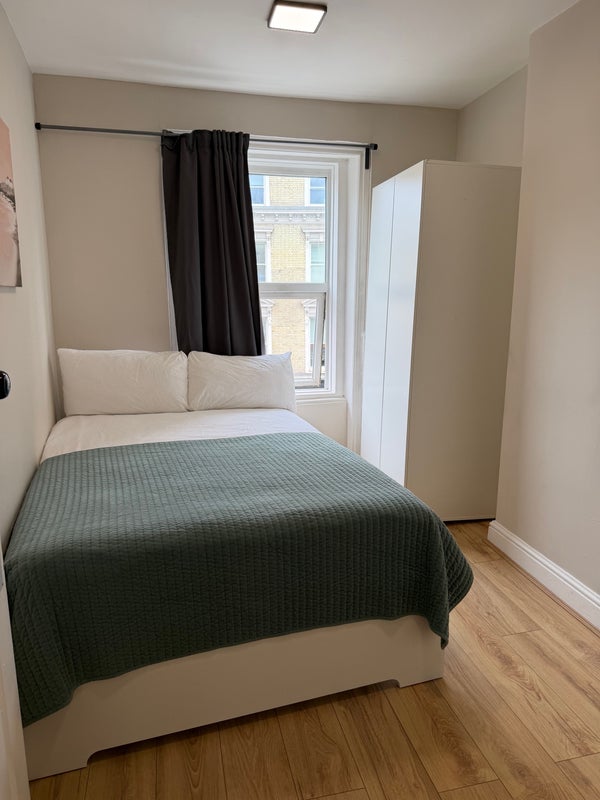 Room Gray's Inn Road in Greater London