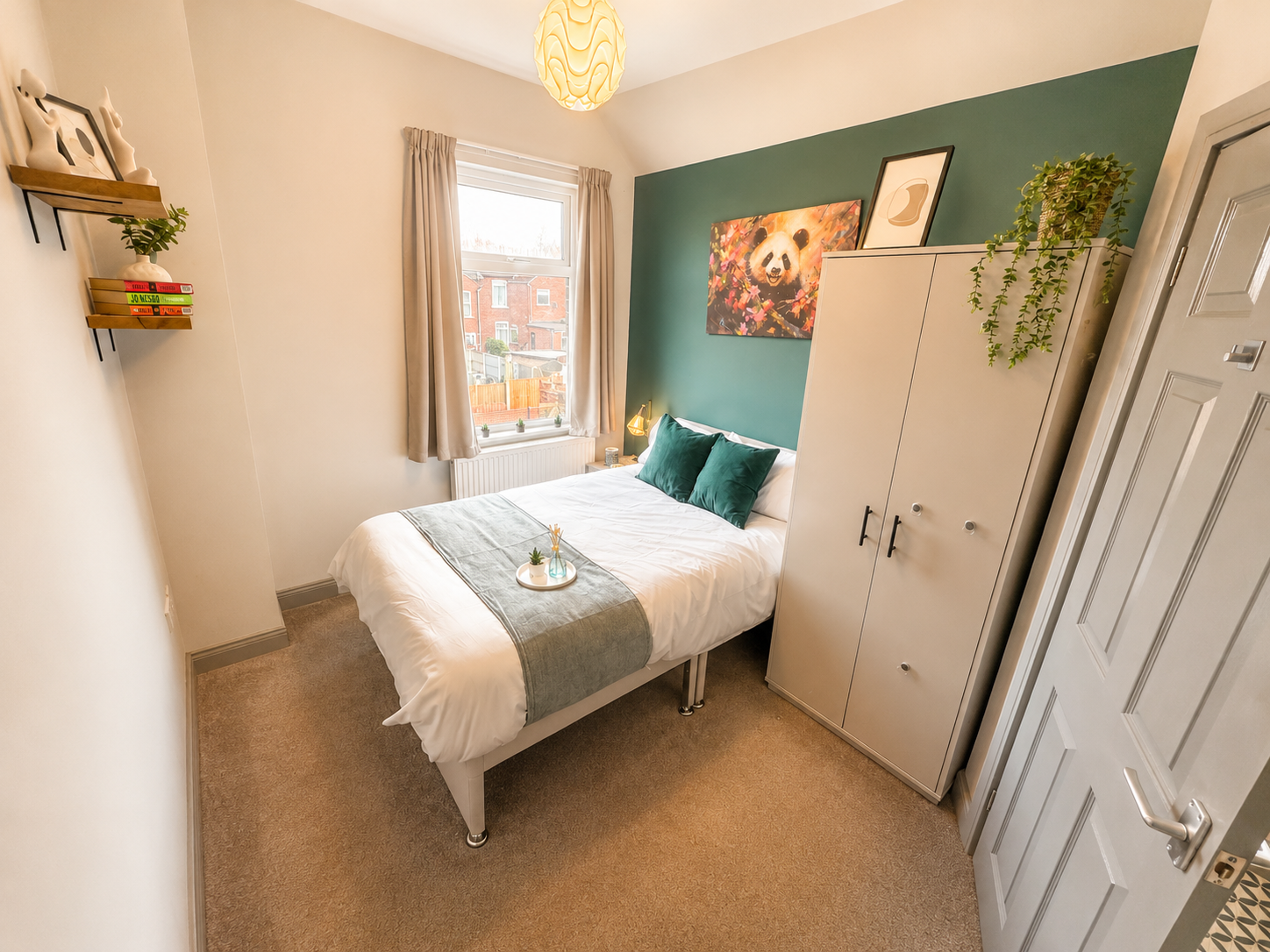 Room Albany Road in Doncaster