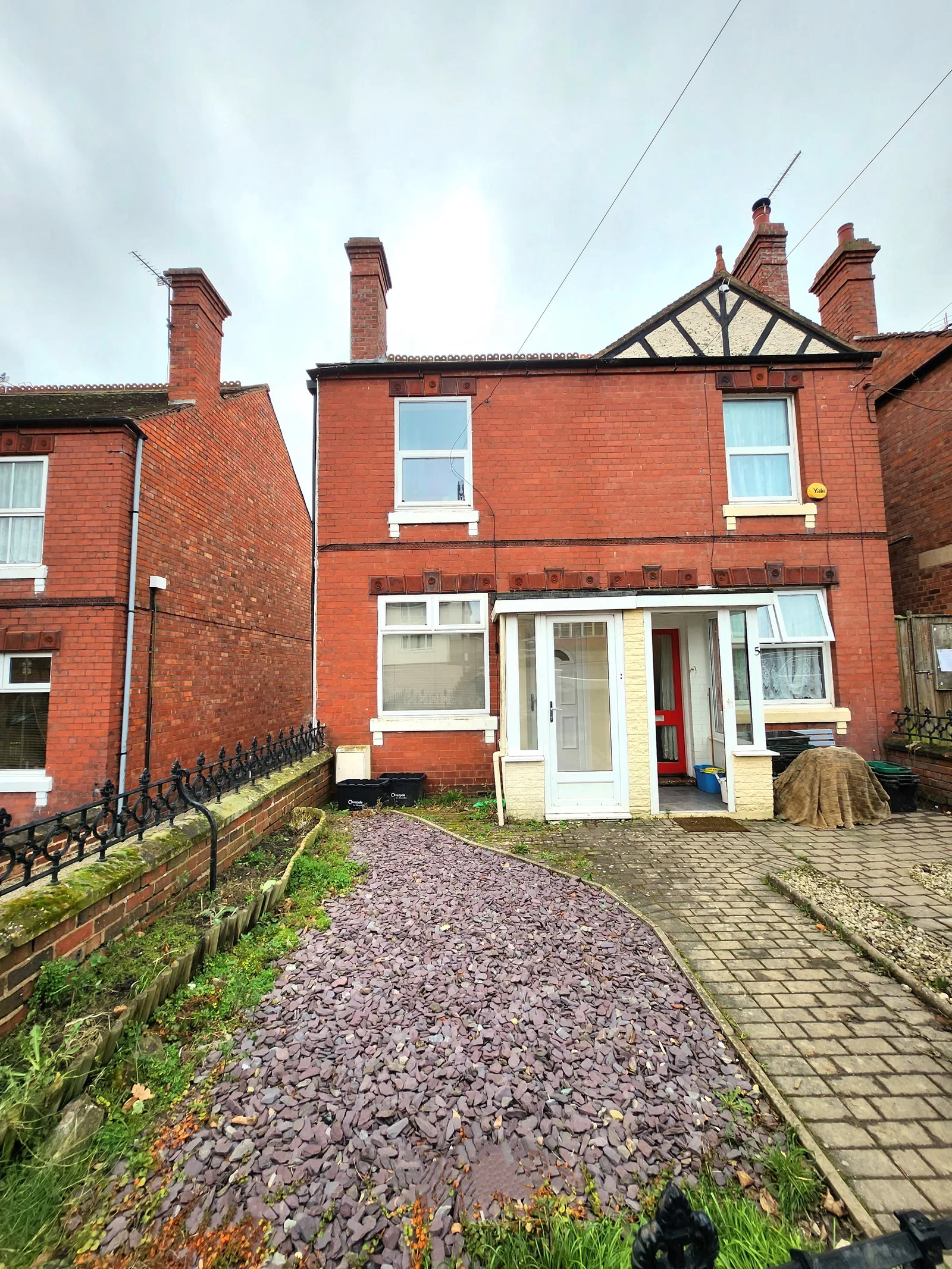 House Main Road in Highley
