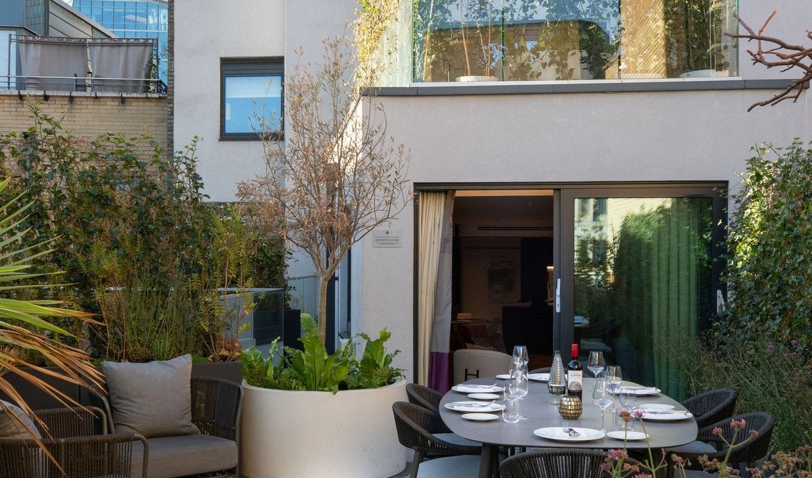 Flat Vandon Street in City of Westminster