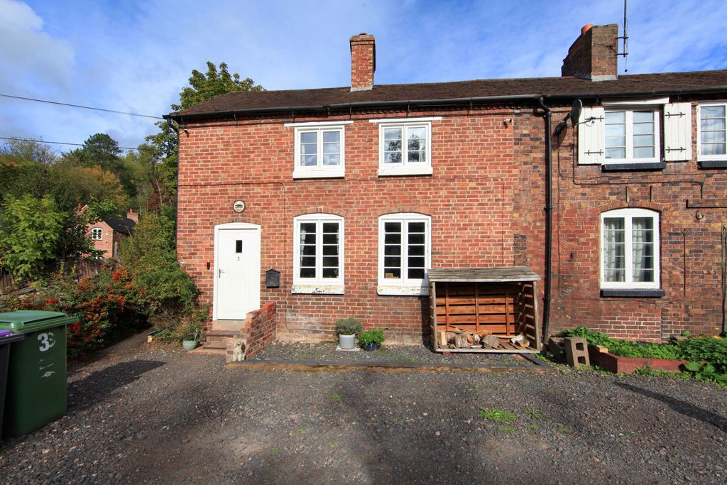 House Laburnum Drive in Madeley
