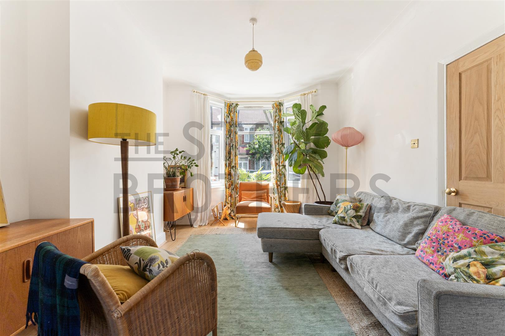 House Mafeking Avenue in Greater London