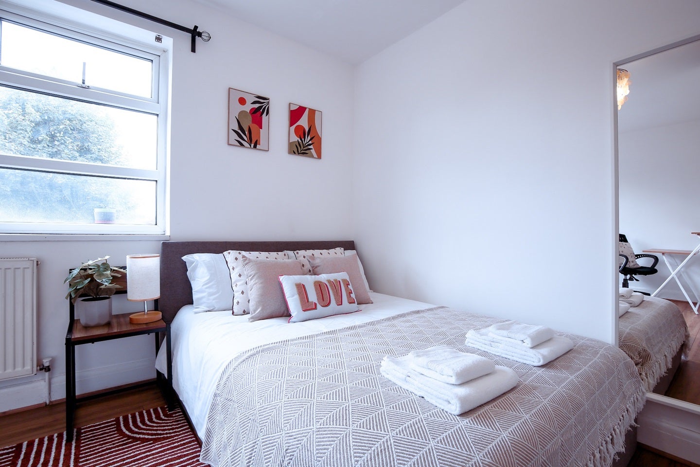 Flat Manbey Park Road in Greater London