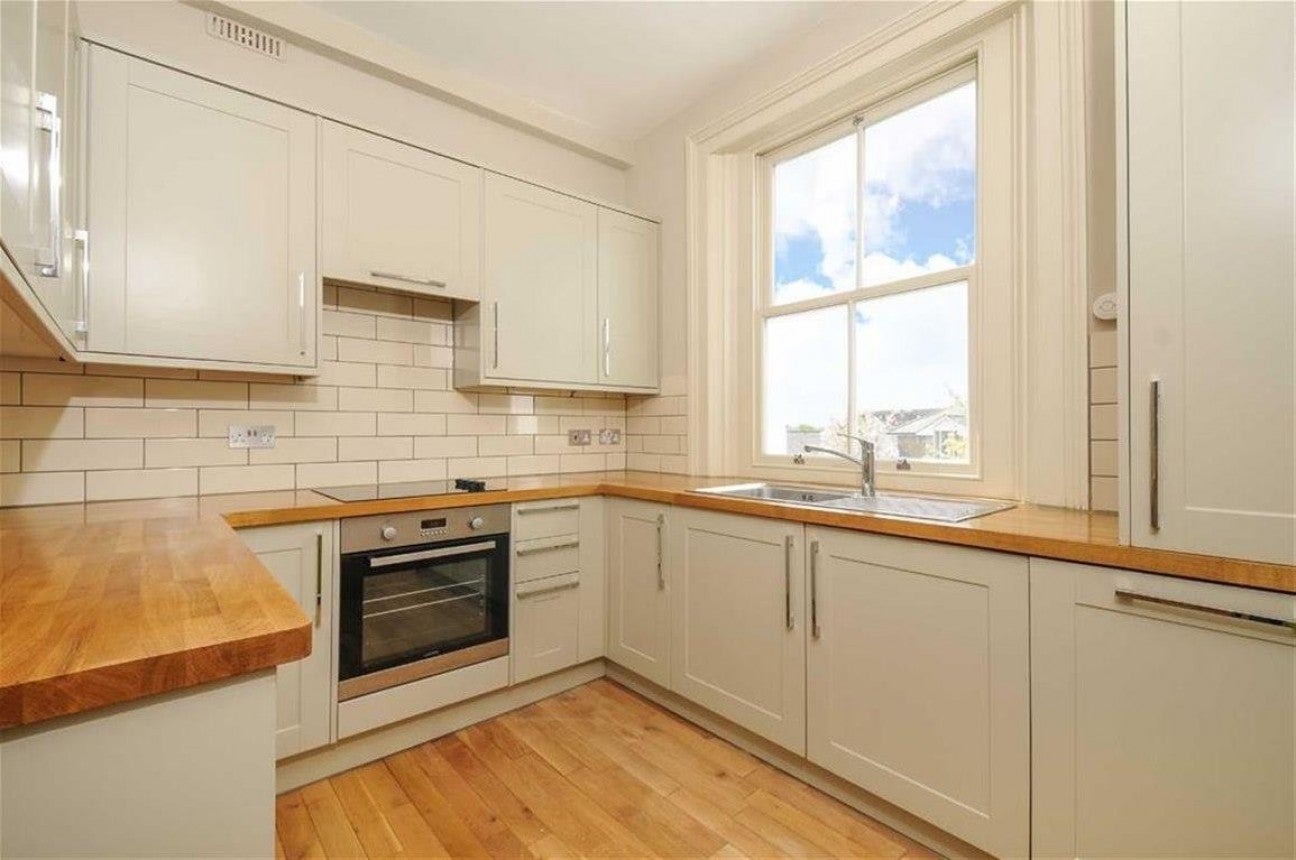 Flat Berisford Mews in Greater London
