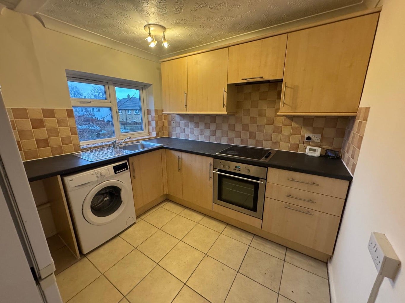 Flat Cavell Walk in Stevenage