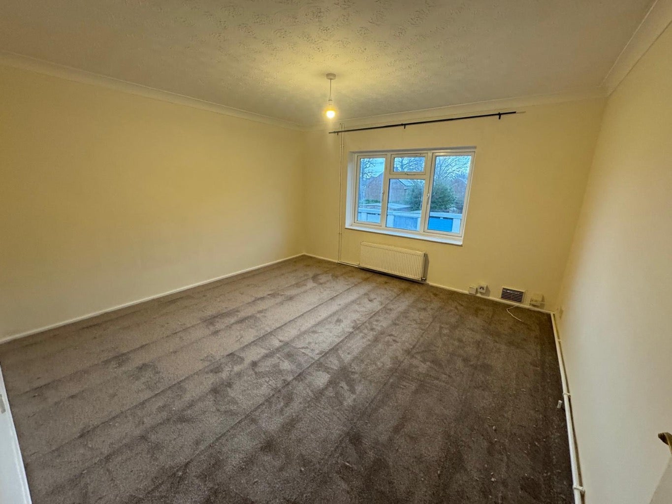 Flat Cavell Walk in Stevenage