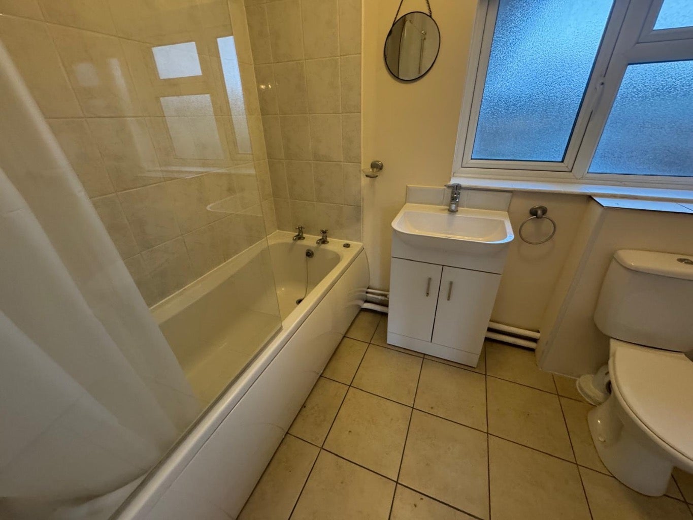 Flat Cavell Walk in Stevenage