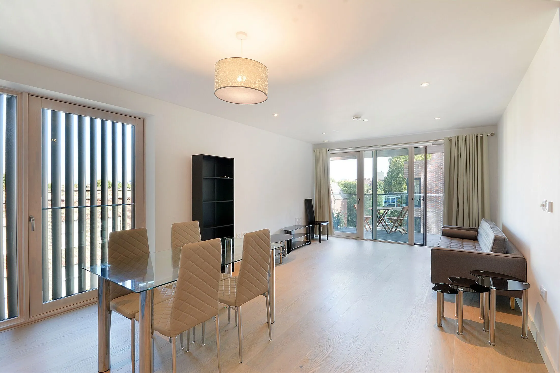 Flat Victory Place in Greater London