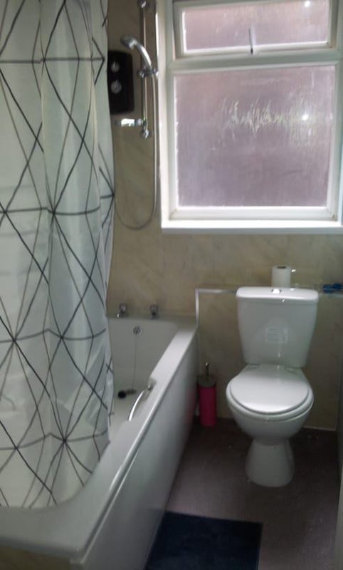 Room Alfreton Road in Nottingham