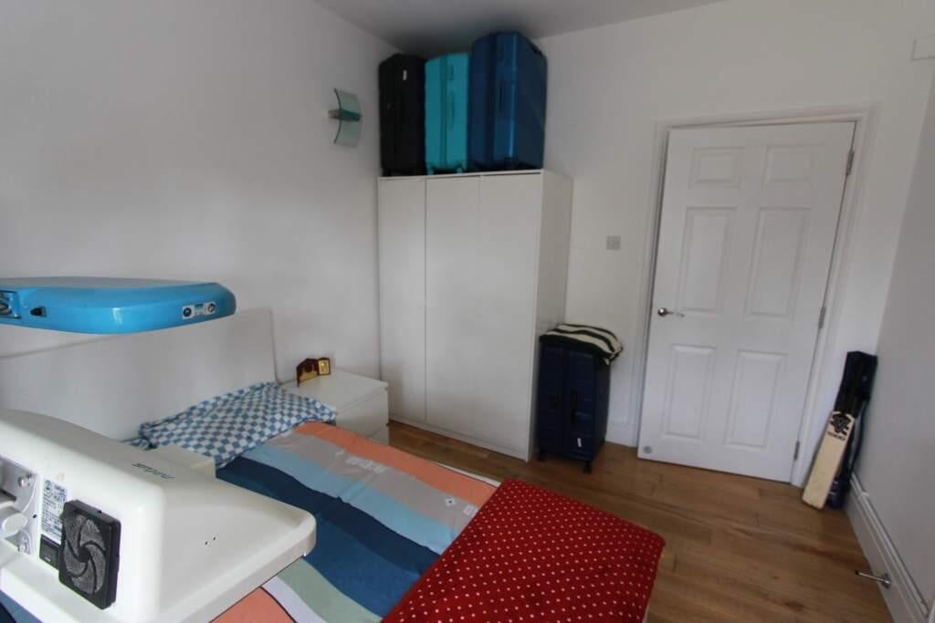 Flat Byron Road in Greater London