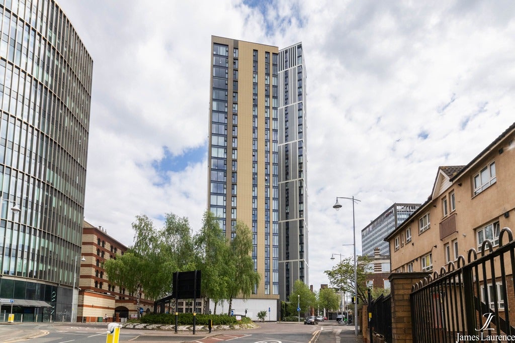 Flat Sheepcote Street in Birmingham