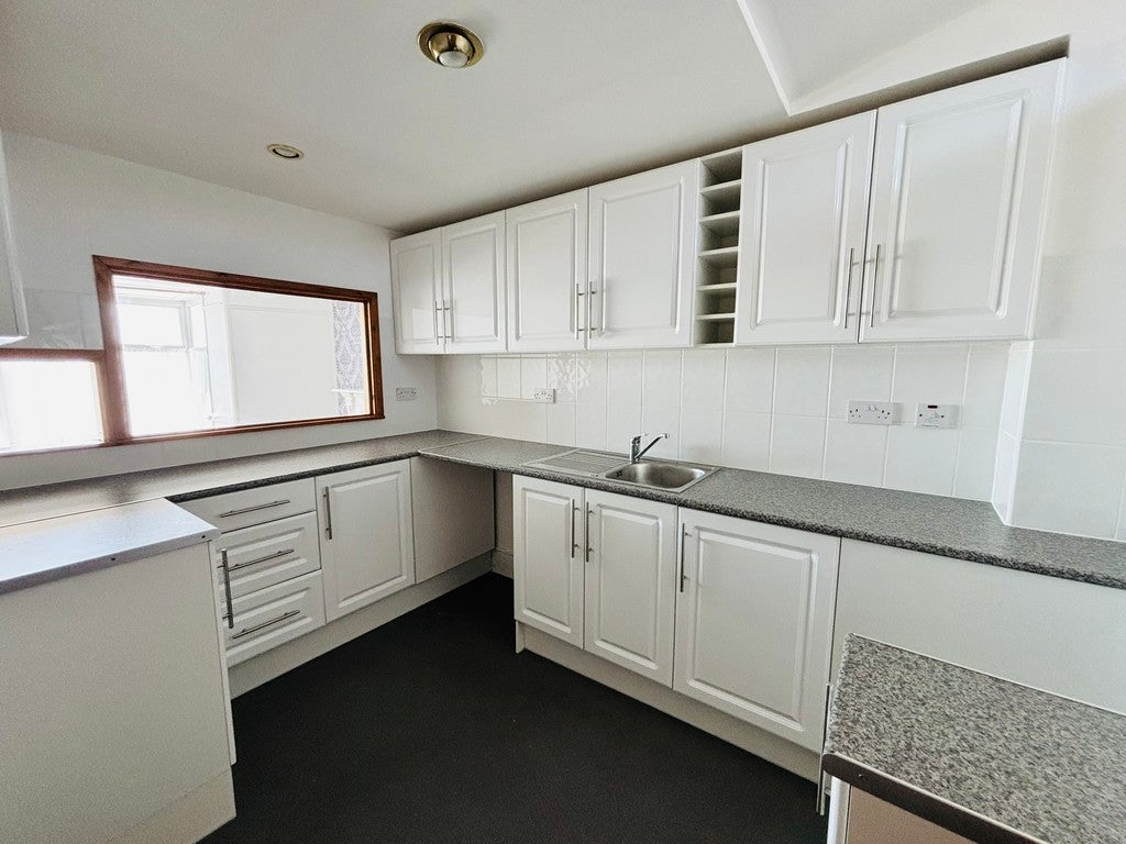 Flat Morrab Road in Penzance
