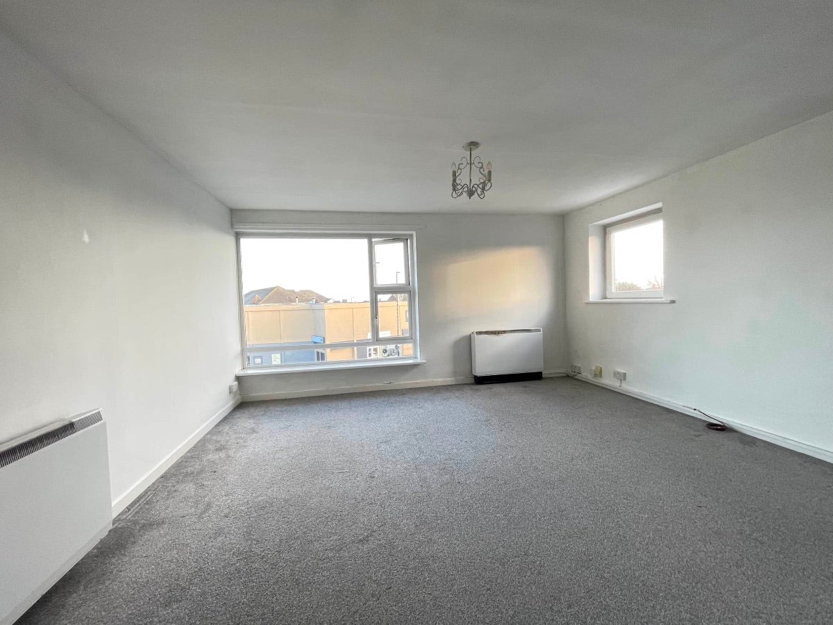 Flat Woodburn Drive in North Tyneside