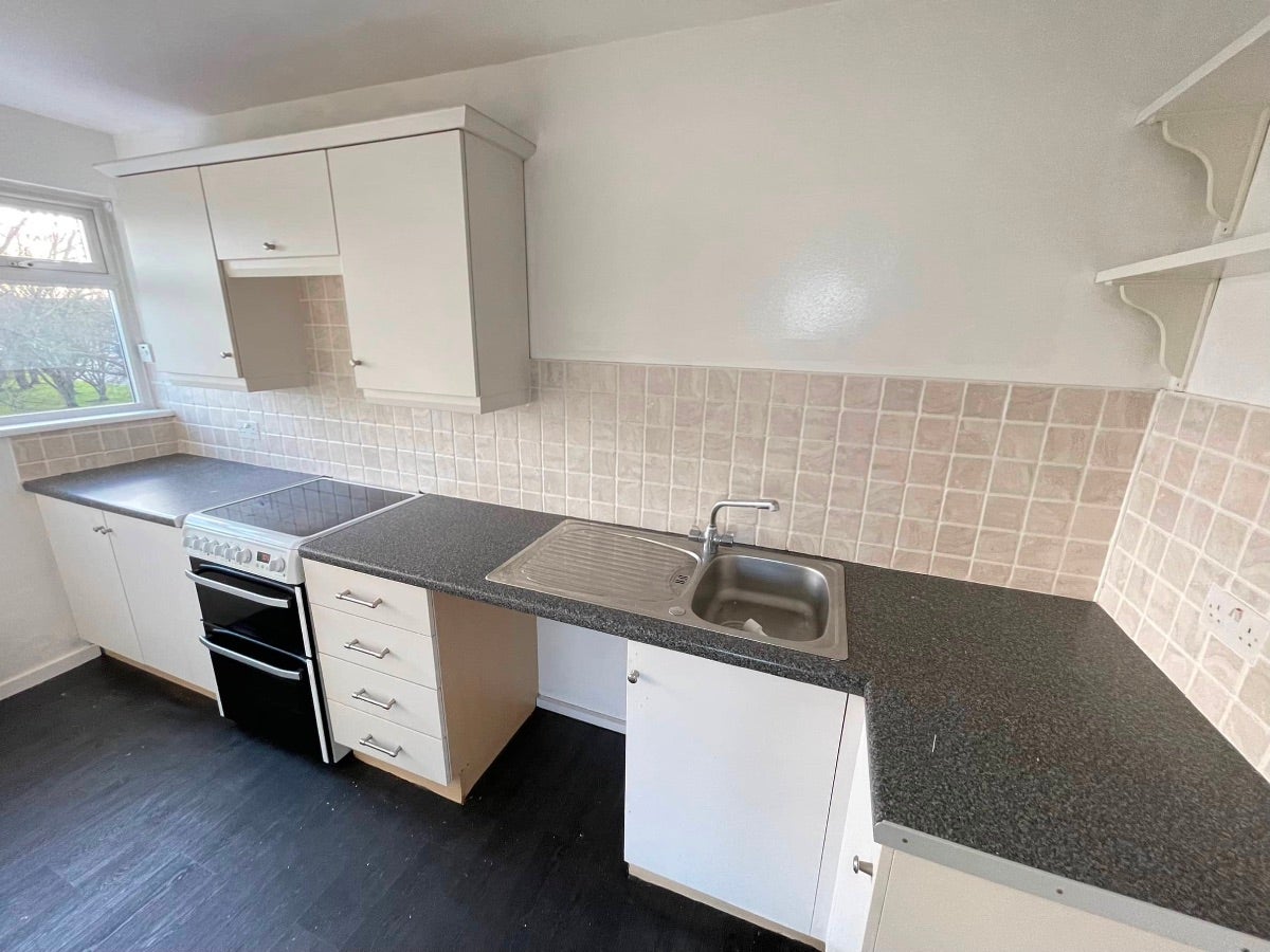 Flat Woodburn Drive in North Tyneside