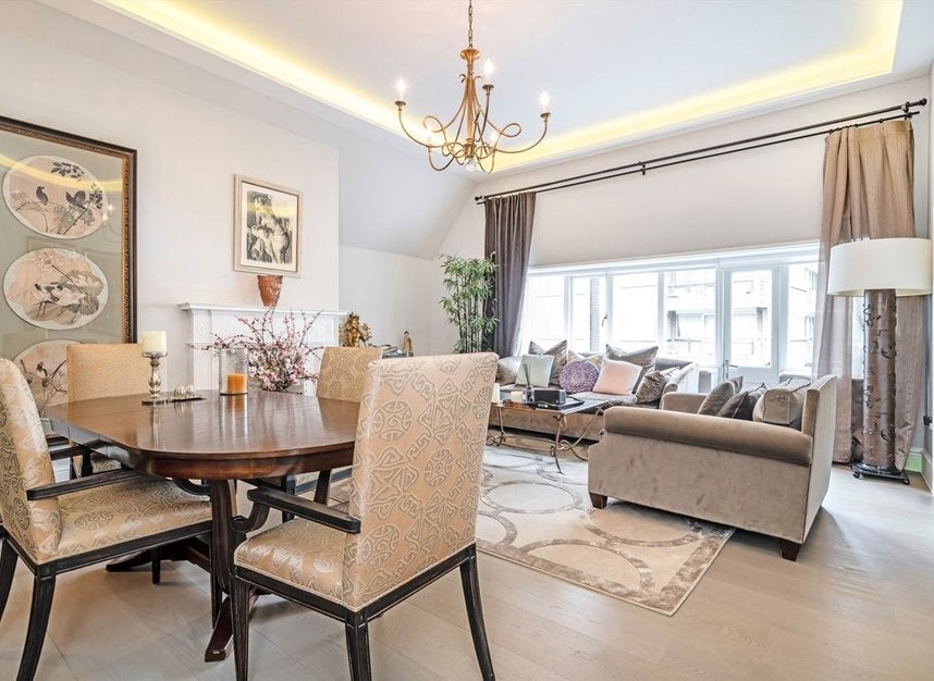 Flat Campden Hill Road in Greater London
