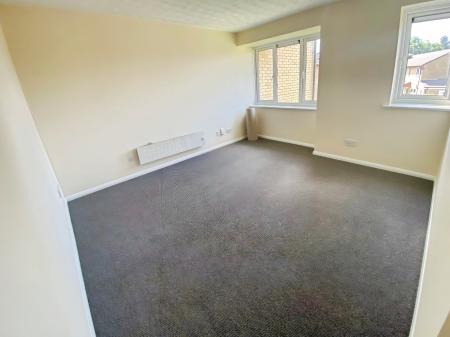 Flat Banktop Place in Milton Keynes