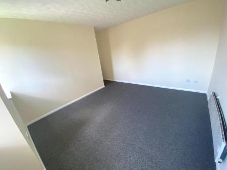 Flat Banktop Place in Milton Keynes