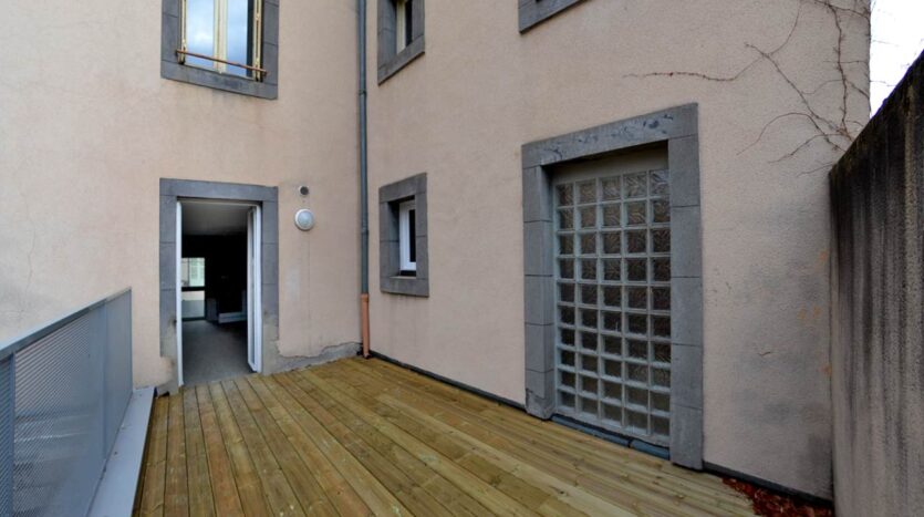 Appartement Rue Sainte-Claire à Clermont-Ferrand