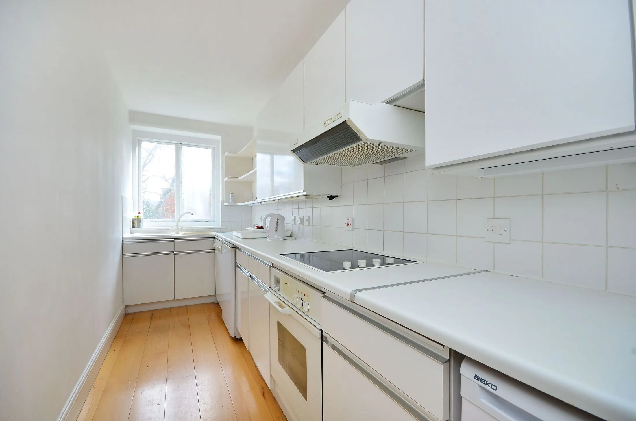 Flat Collingham Gardens in Greater London