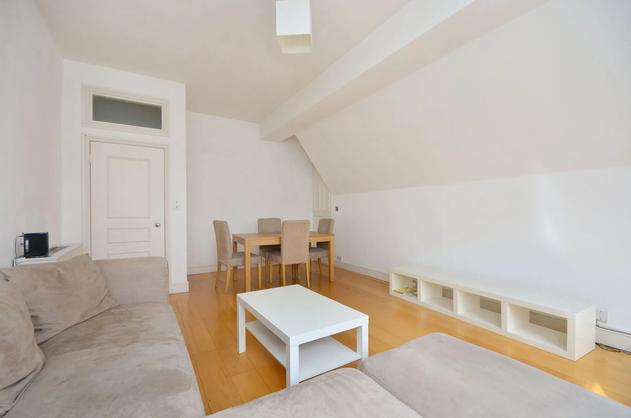 Flat Collingham Gardens in Greater London