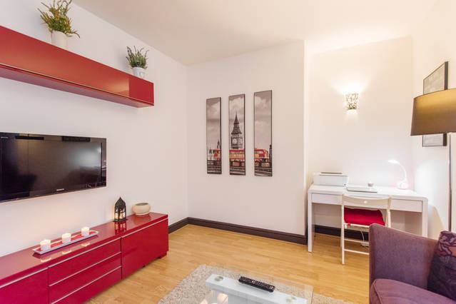 Flat Pembridge Villas in Greater London
