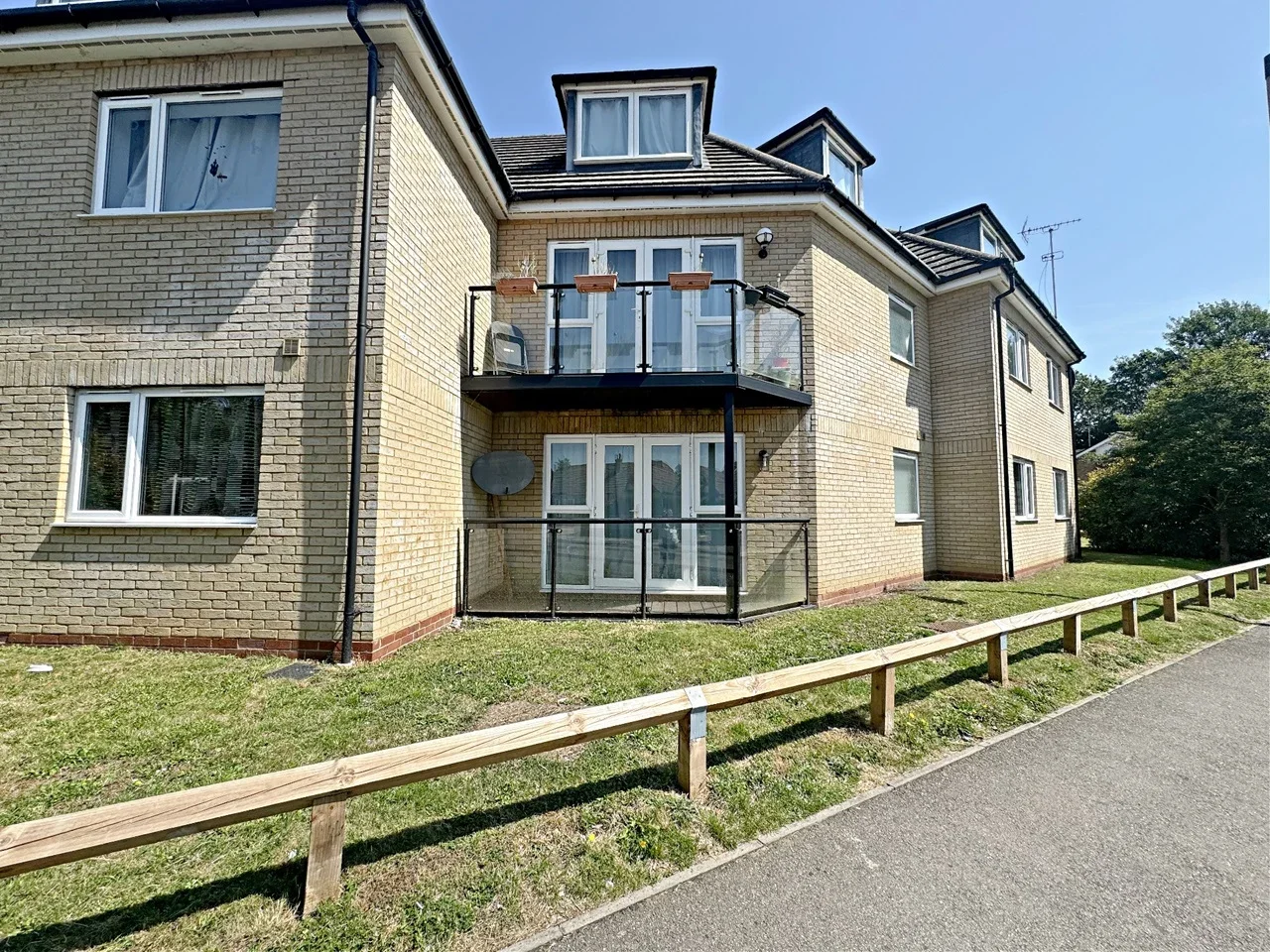Flat De Havilland Close in Welwyn Hatfield