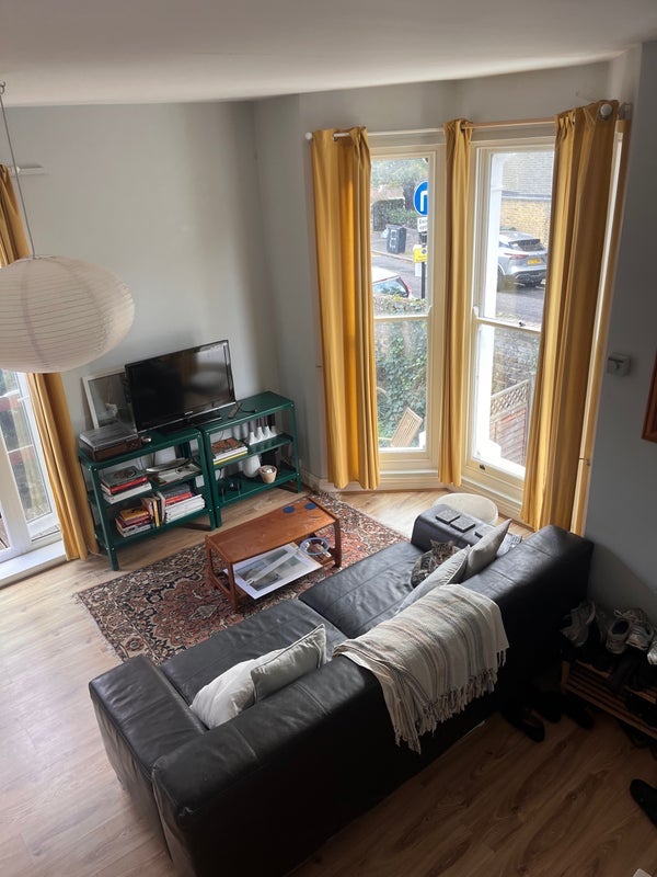 Room Brooke Road in Greater London