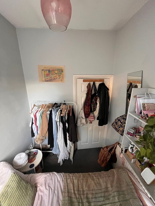 Room Brooke Road in Greater London