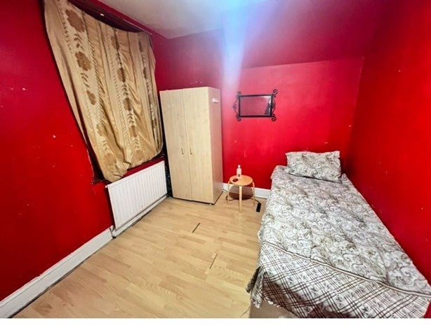 Room St James's Street in Greater London