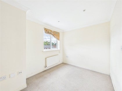 Flat Shenley Road in Hertsmere