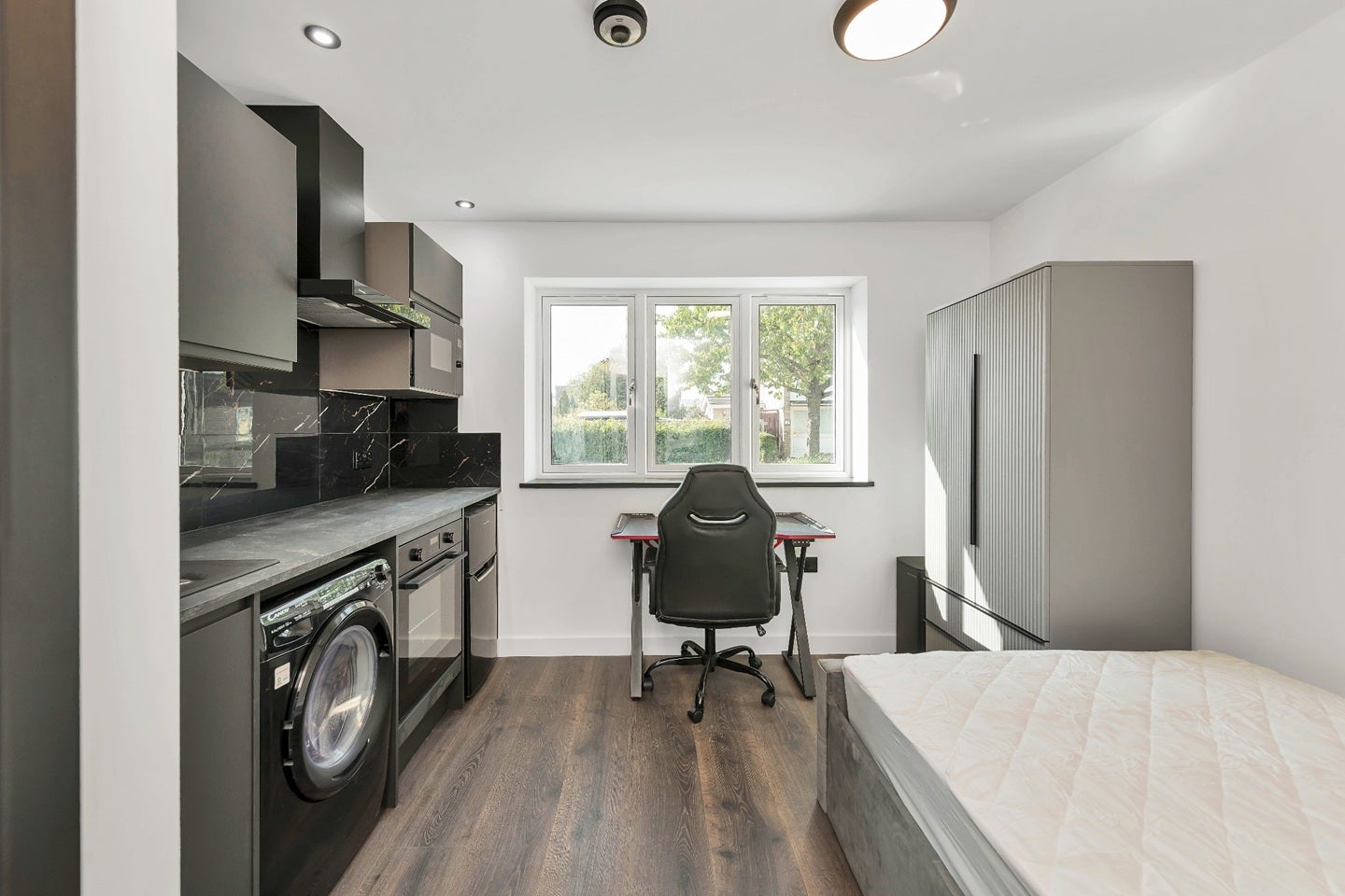 Room Kings Hedges Road in Cambridge