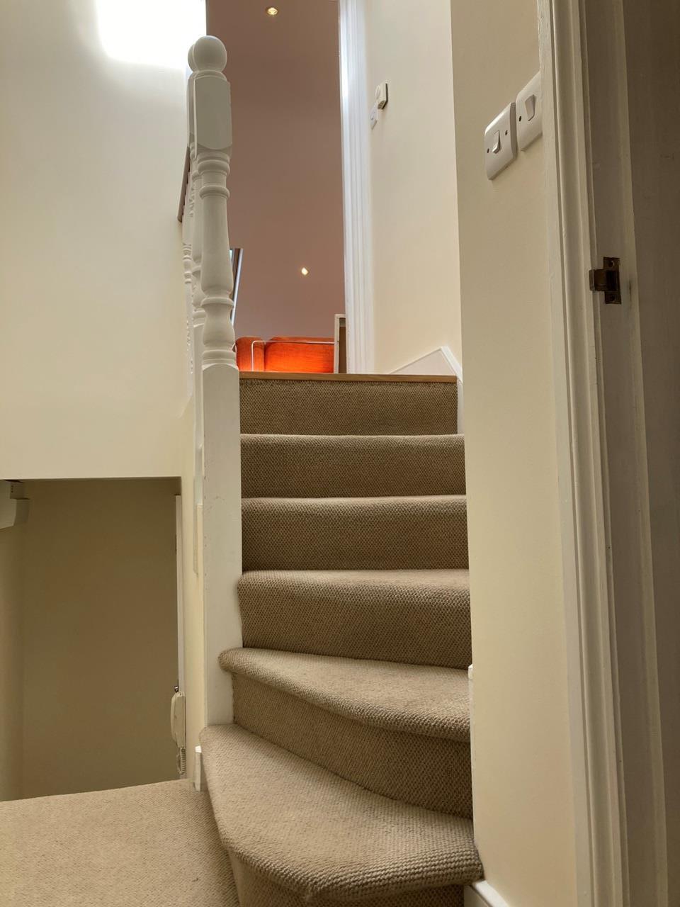 Flat Dalberg Road in Greater London