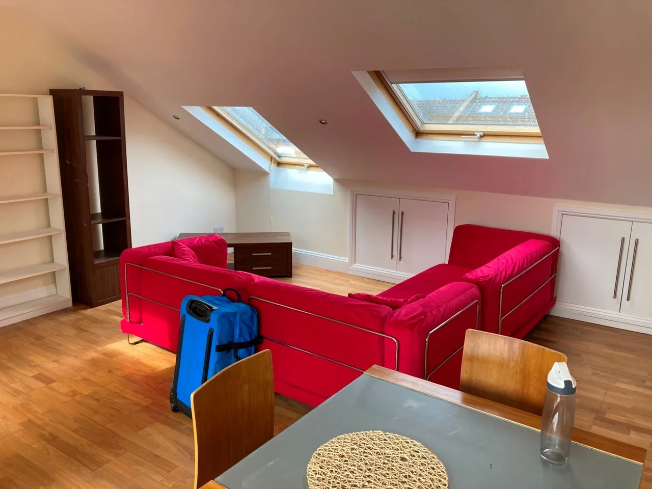 Flat Dalberg Road in Greater London