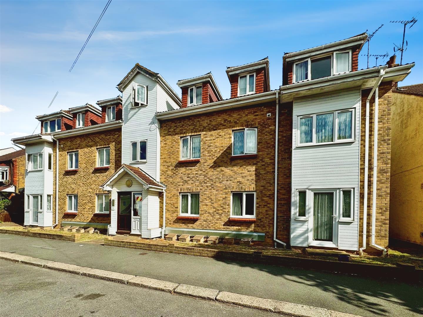 Flat South Avenue in Southend-on-Sea