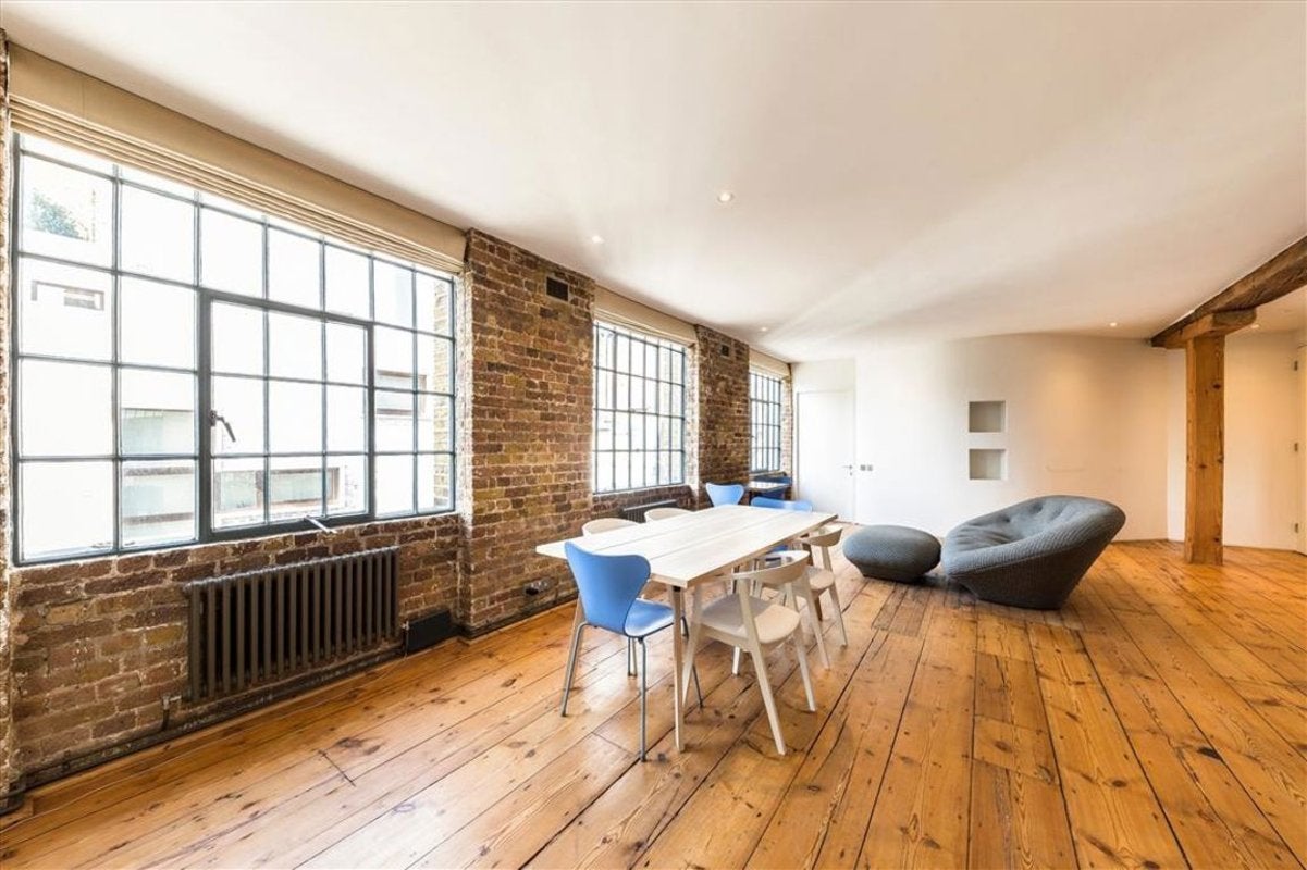 Flat Weston Street in Greater London