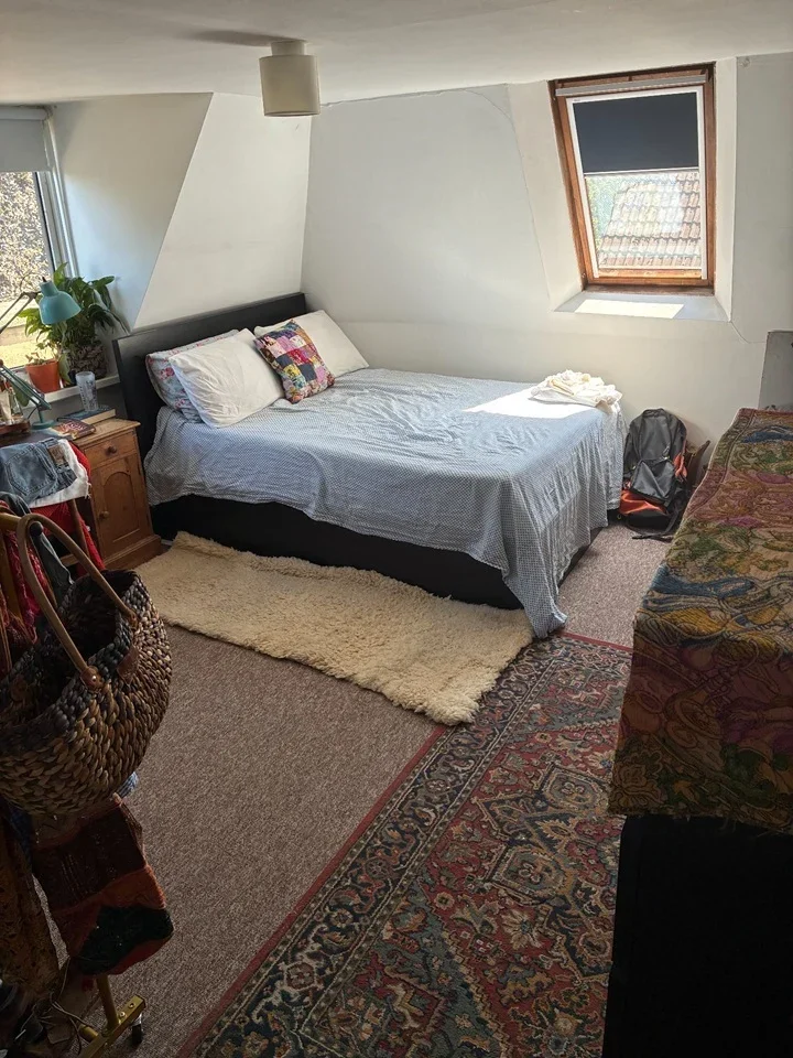 Room Ashley Hill in Bristol