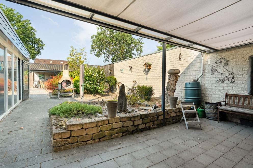 Tussenwoning te koop: De Grutto 42, Vriezenveen