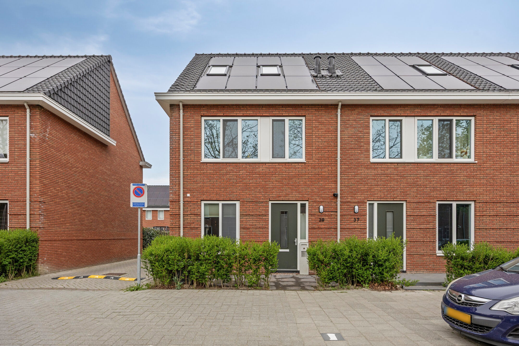 Huis Mr. Arend van der Woudenslaan 39 in Rotterdam