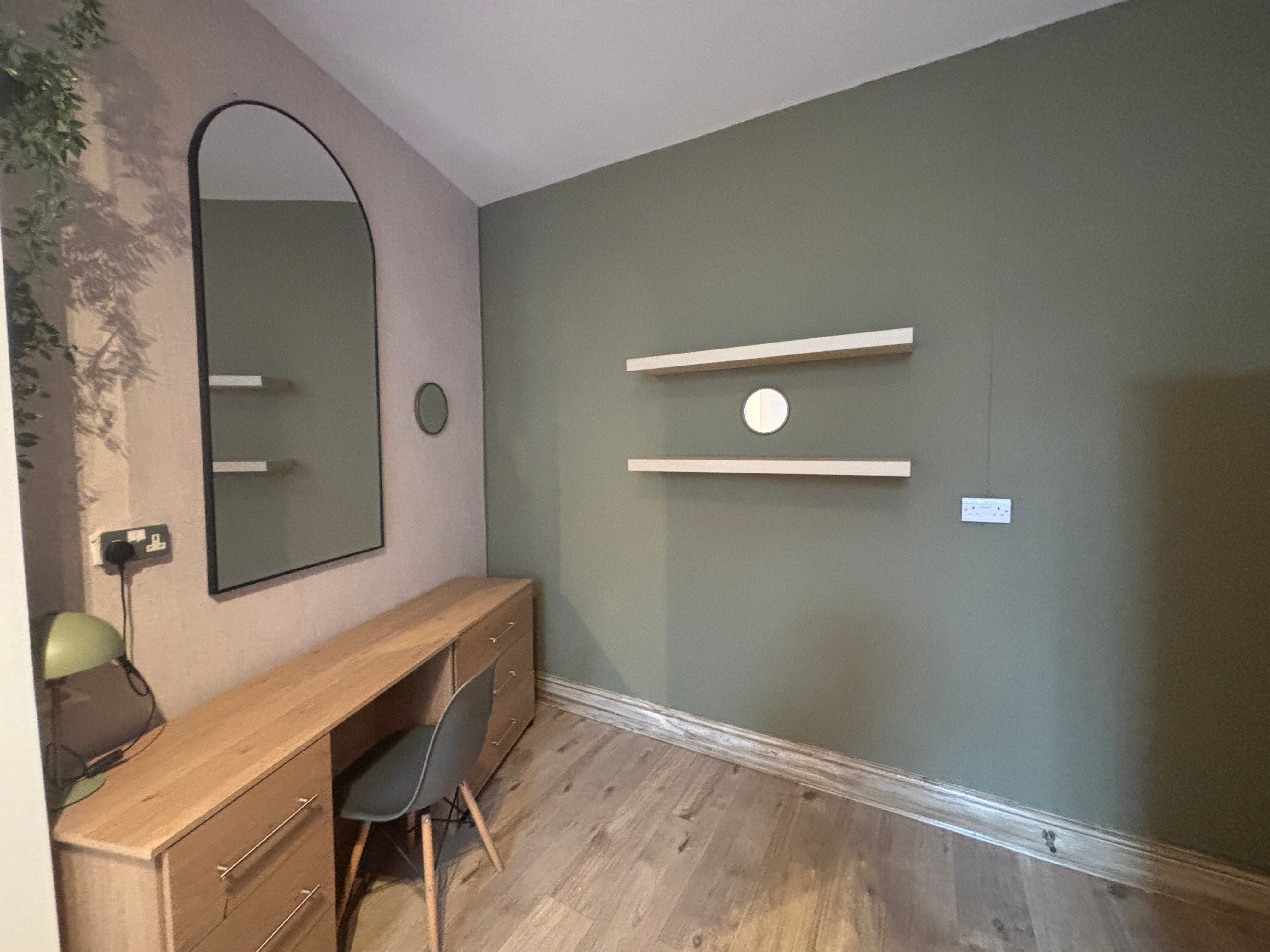 Room Peveril Street in Nottingham