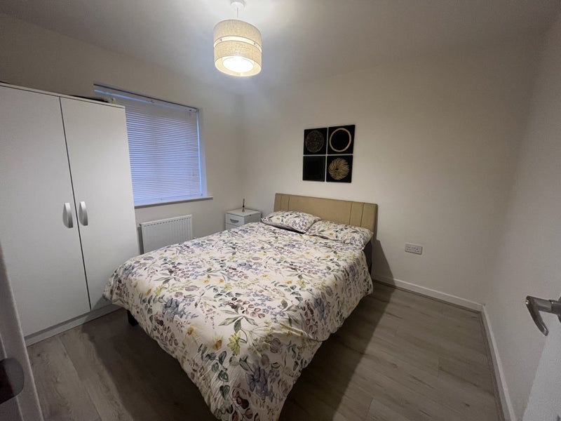 Room Escott Road in Liverpool