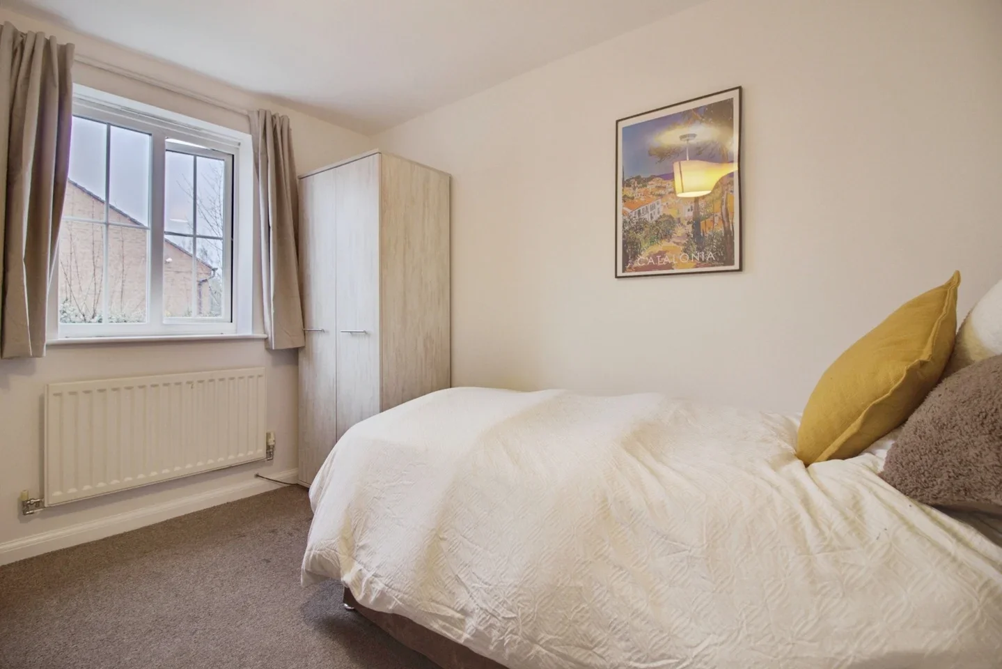 Room Dragon Road in Welwyn Hatfield