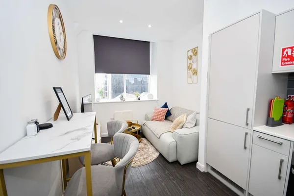 Flat Peckover Street in Bradford